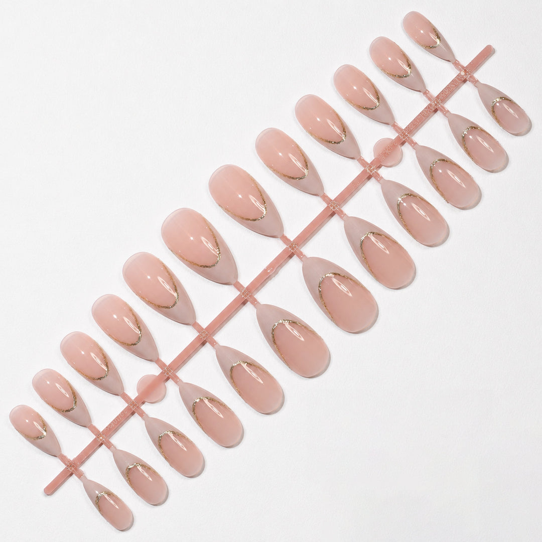 Elegant Artificial Nails with Gold Accents Bowlift