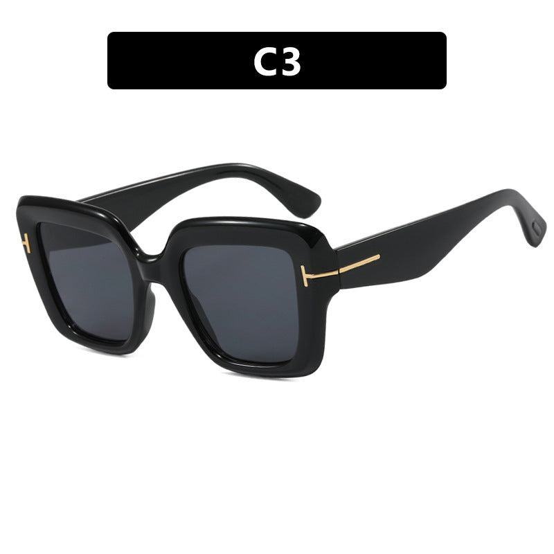 Women's square sunglasses with comfortable plastic frame and UV protection Bowlift