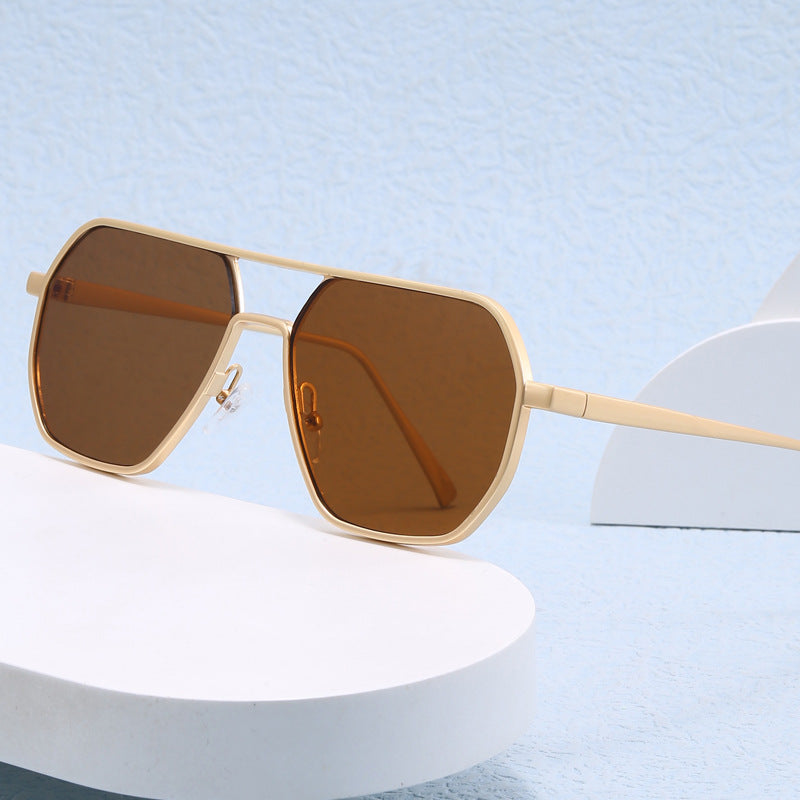 Women's trendy sunglasses with modern geometric frame Bowlift