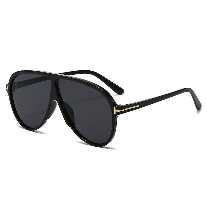 Women's large sunglasses with modern design and protective lenses Bowlift