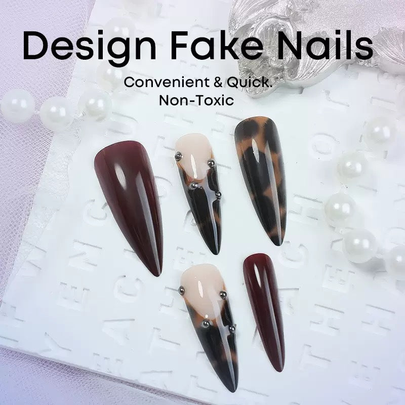 Artificial nail set with elegant tips and tasteful accents Bowlift