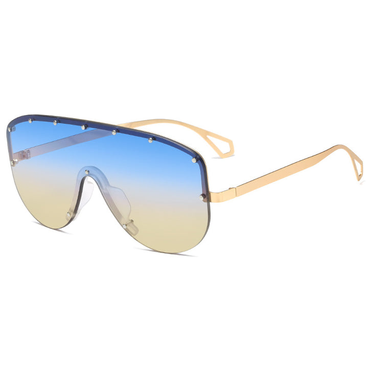 Women's Oversized Sunglasses with Modern Frame Bowlift