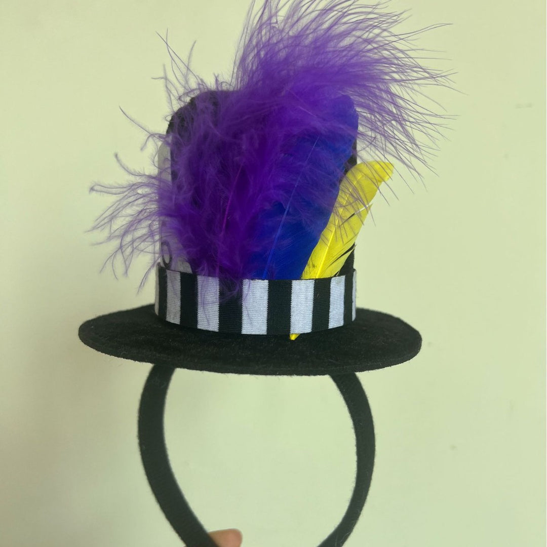 Unisex nan Party hairband with mini top hat and patriotic star ribbon Bowlift