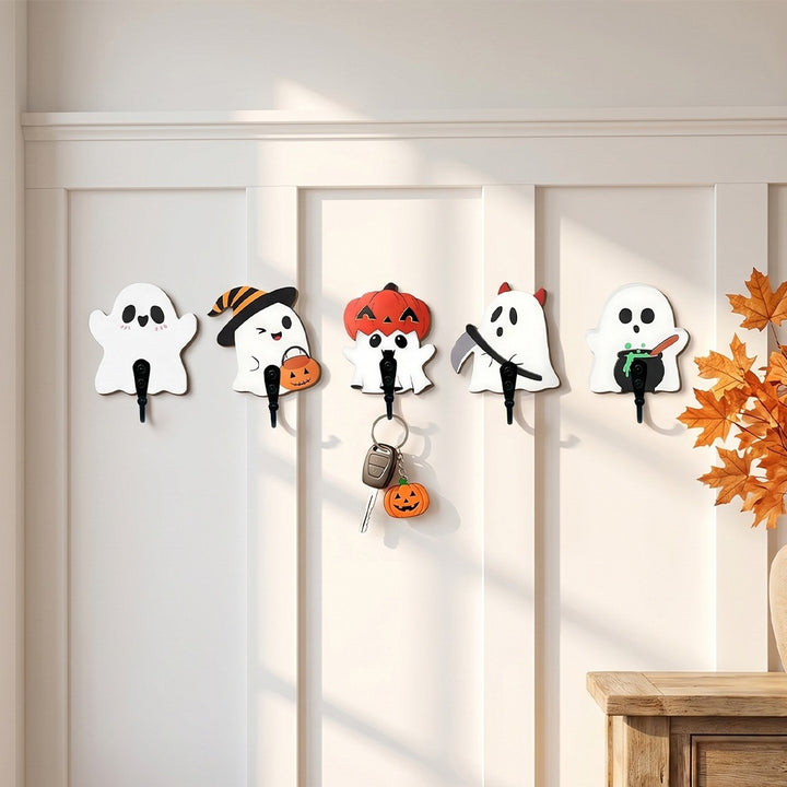 Creepy decorative figure with ghost and scythe Bowlift