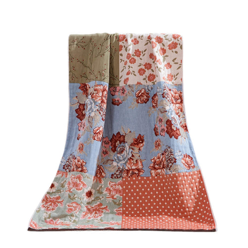 Unisex cuddly blanket with cute bear motif Bowlift