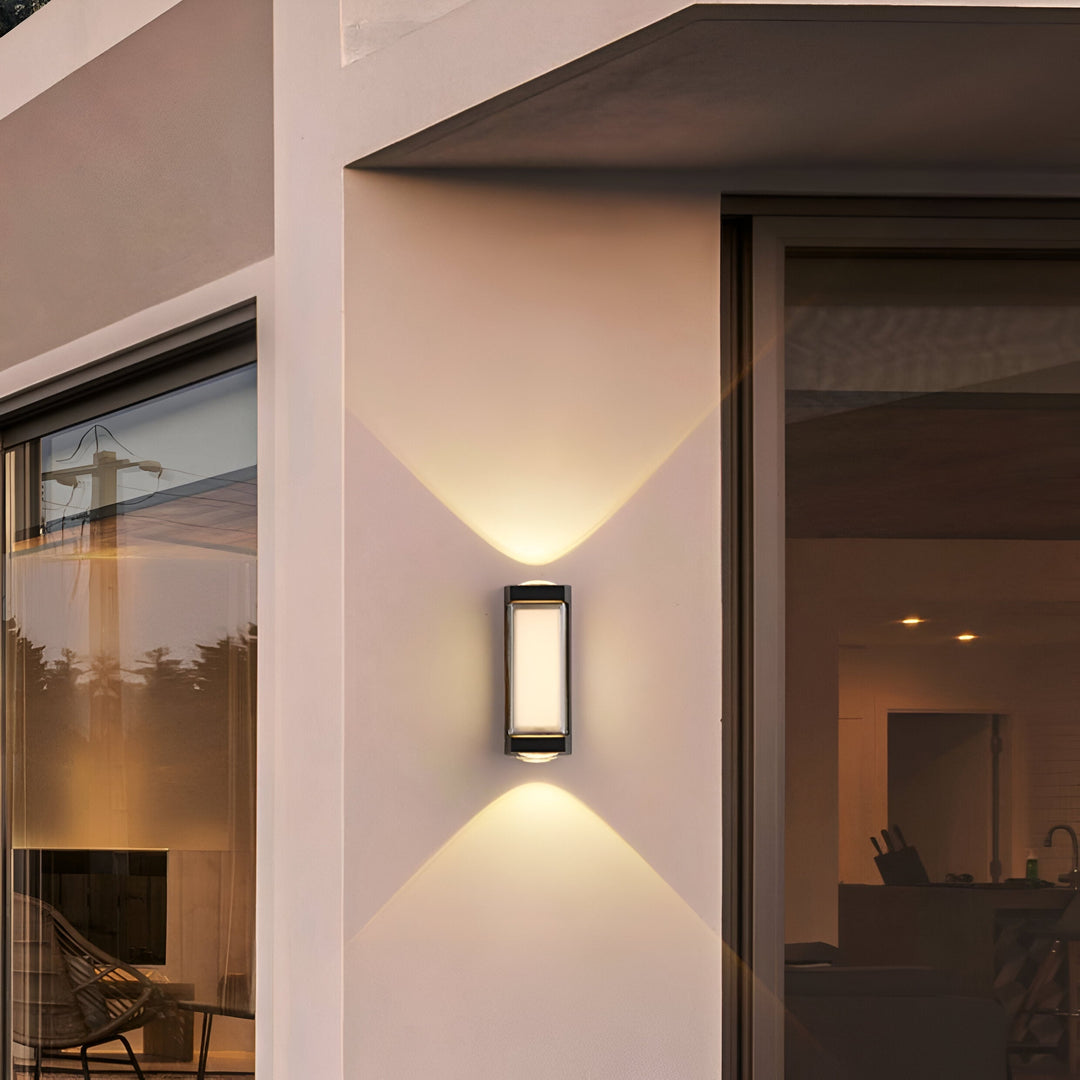 BowLift | IP65 Waterproof Outdoor Wall Lamp