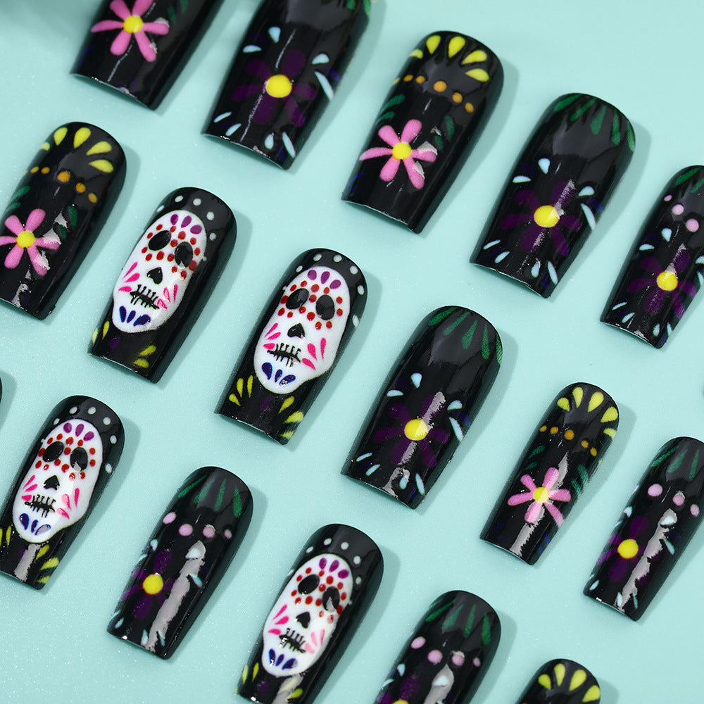 Creative artificial nails with sugar skull design Bowlift