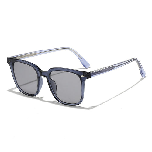 Women stylish sunglasses in elegant tortoise shell design Bowlift