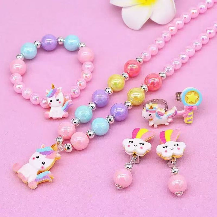Unicorn-Themed Charm Bracelet Bowlift
