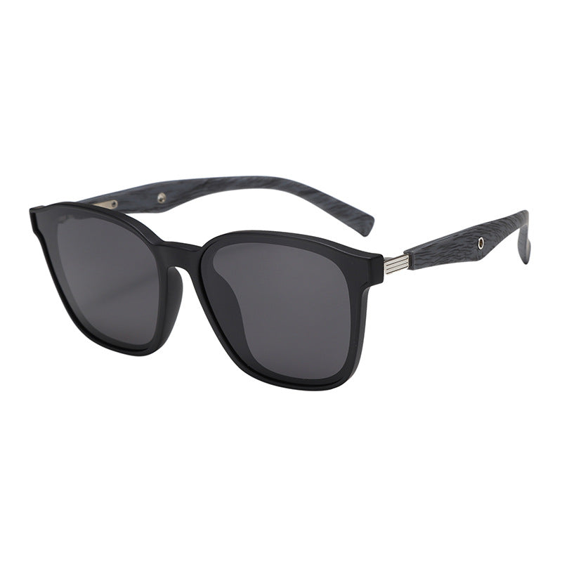 Women stylish oversized sunglasses with wooden accents Bowlift