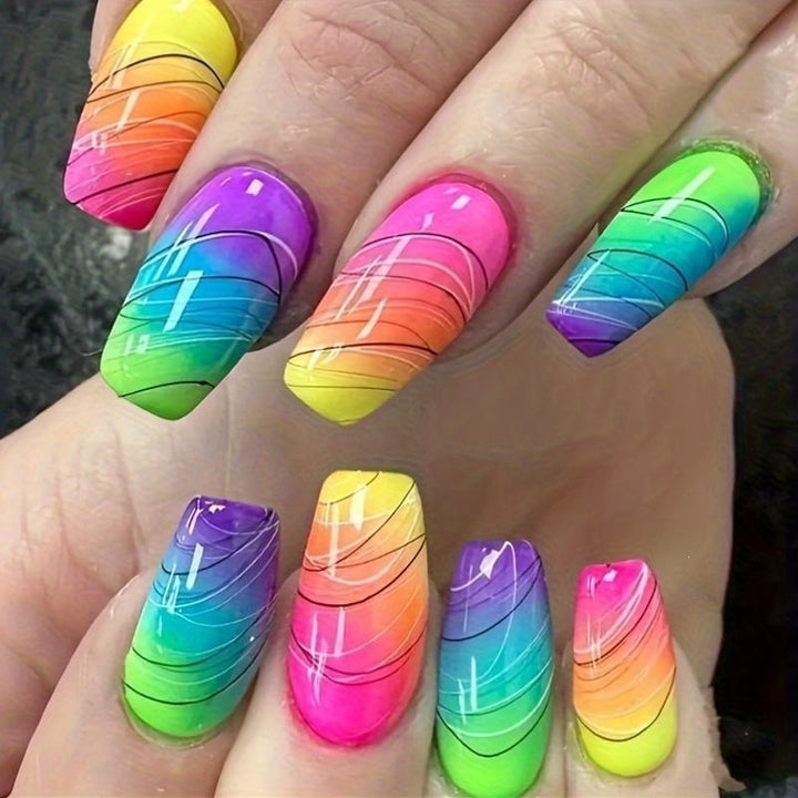 Artificial nails with glamorous glitter design and high gloss finish Bowlift