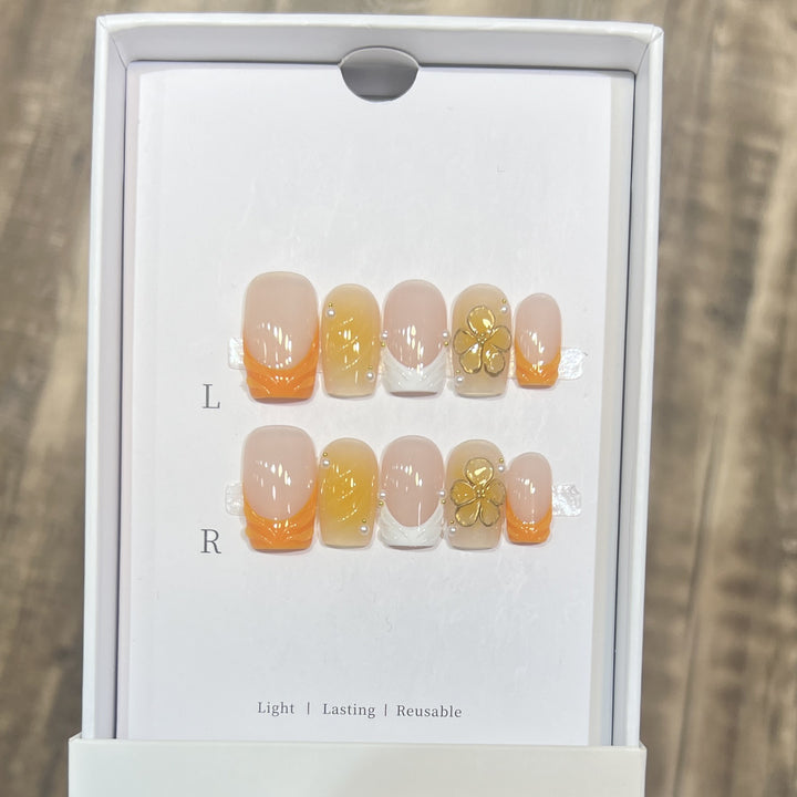 Elegant Stiletto Press-On Nail Set with Floral Accents Bowlift