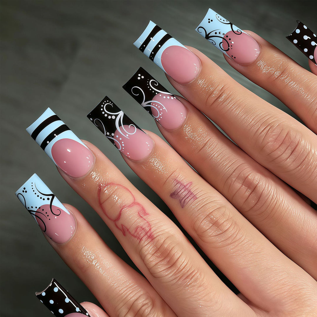 Decorative Long Press-On Nail Art Tips Bowlift