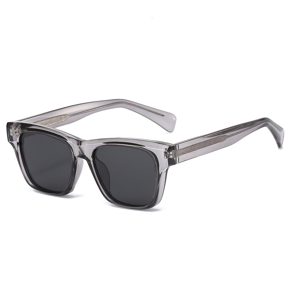Women stylish sunglasses in classic rectangular design Bowlift
