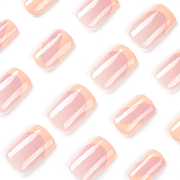 Gel Nails with Elegant Design Bowlift