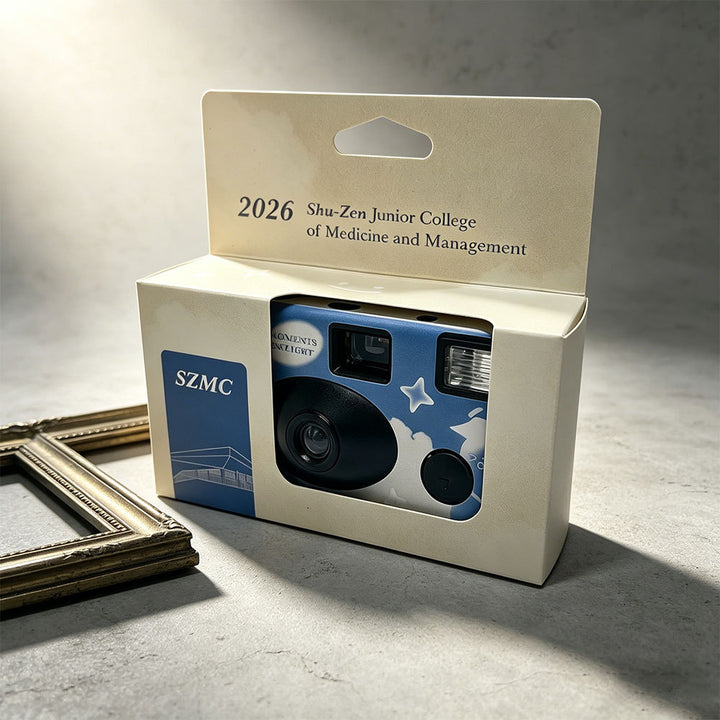 High-Performance Disposable Snapshot Camera Bowlift