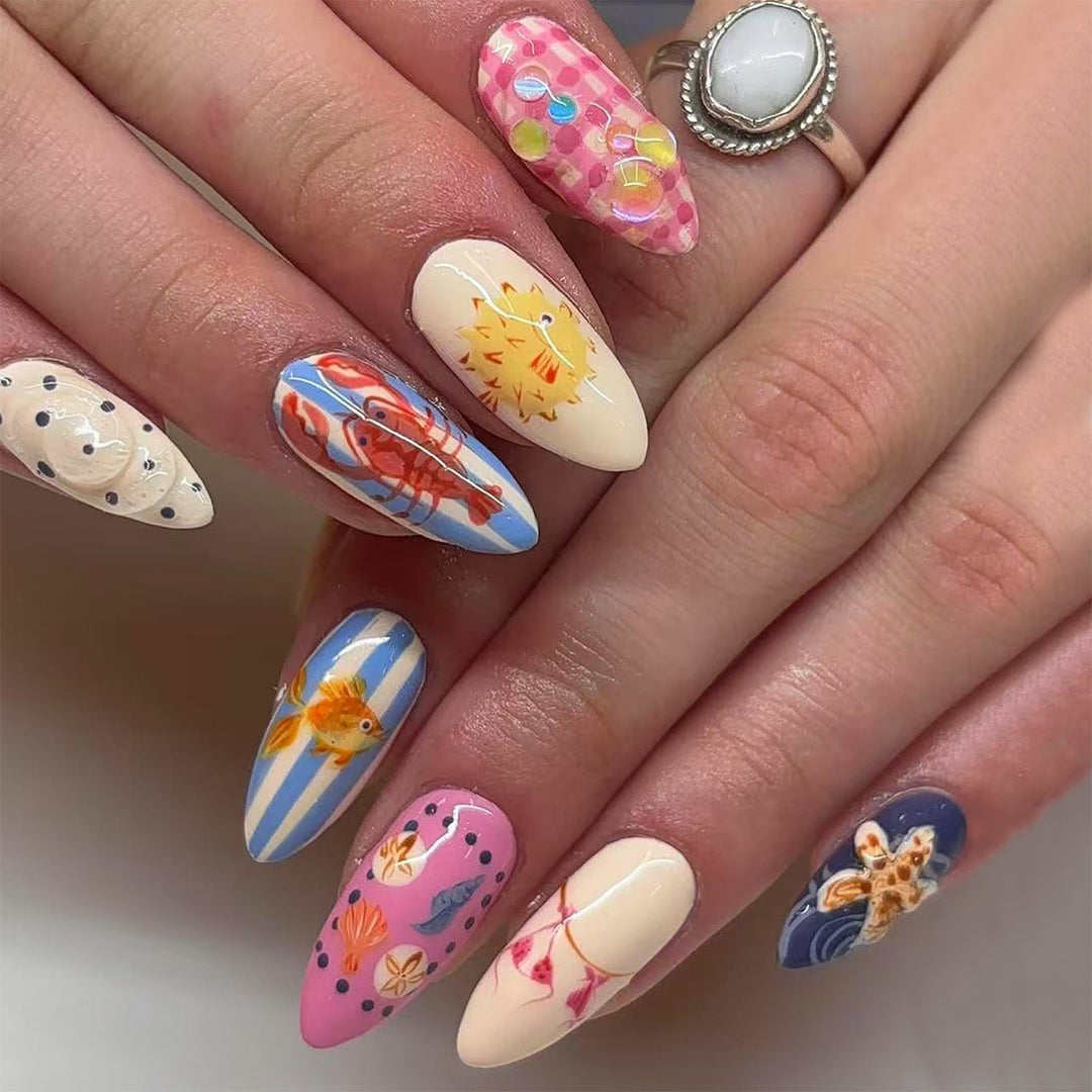 Artificial nails with playful fruit design Bowlift