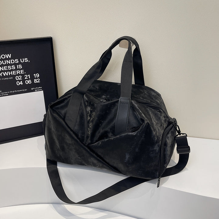 Sporty Travel Bag With Innovative Design And Multifunctional Compartments Bowlift