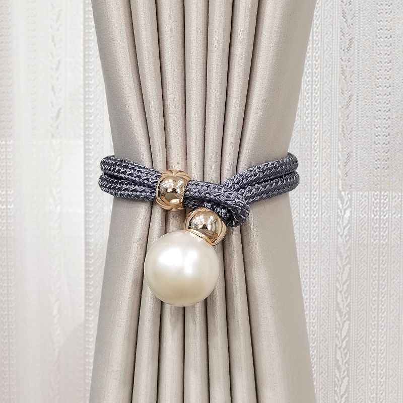 Elegant curtain tieback with decorative pearl Bowlift