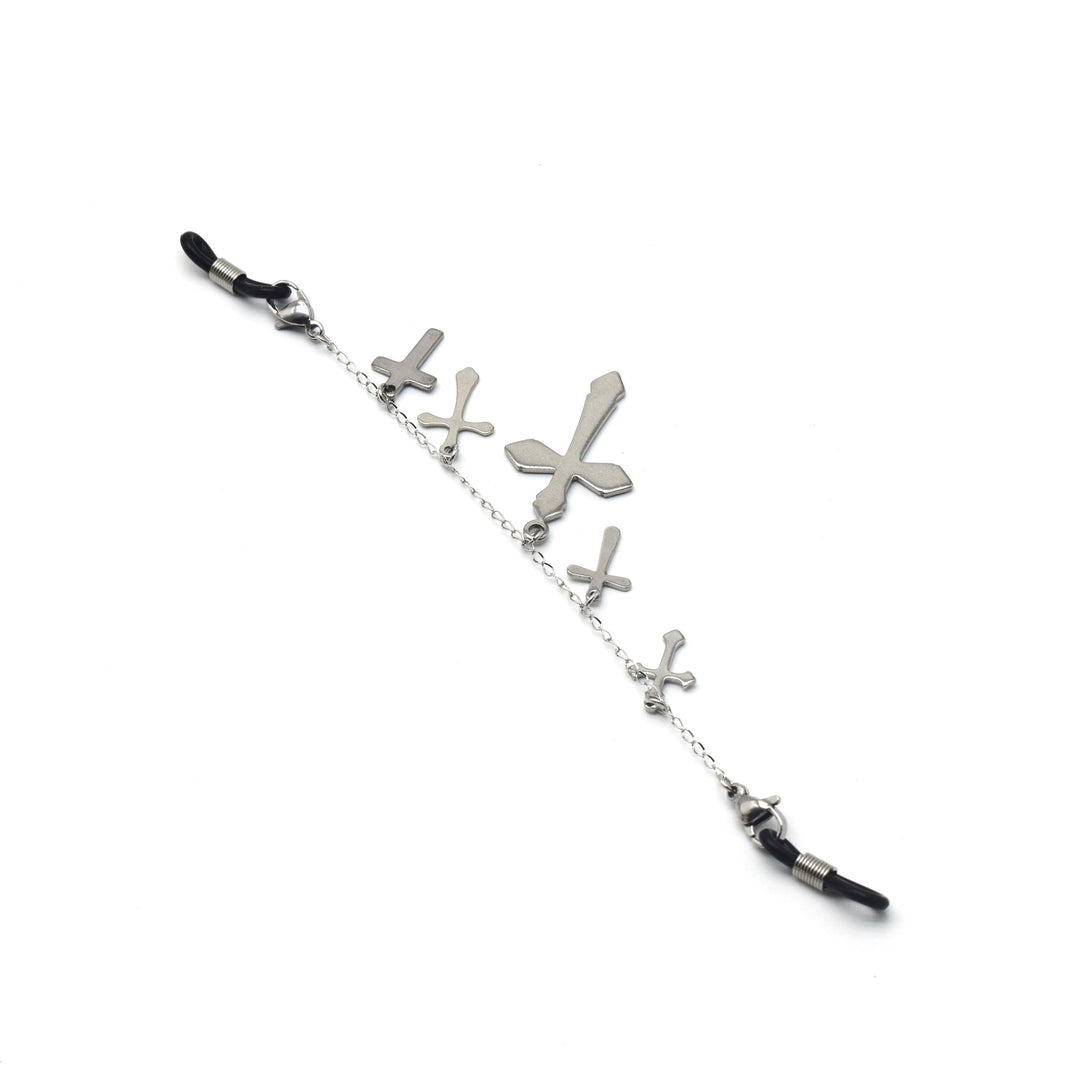 Fashion-Forward Chain Eyewear Retainer Bowlift