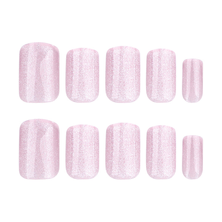 Artificial nail art with elegant shine Bowlift