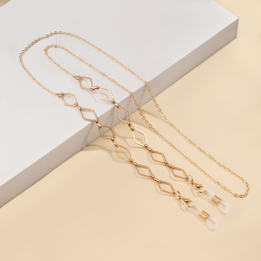 Fashion-Forward Eyewear Chain Bowlift