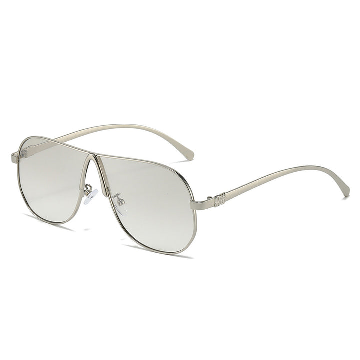 Aviator Sunglasses with Gradient Lenses Bowlift