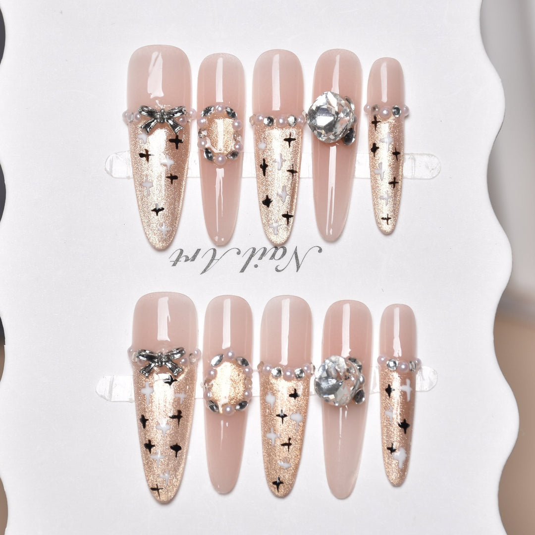 Artistic Premium Detailed Press-On Nail Art Bowlift