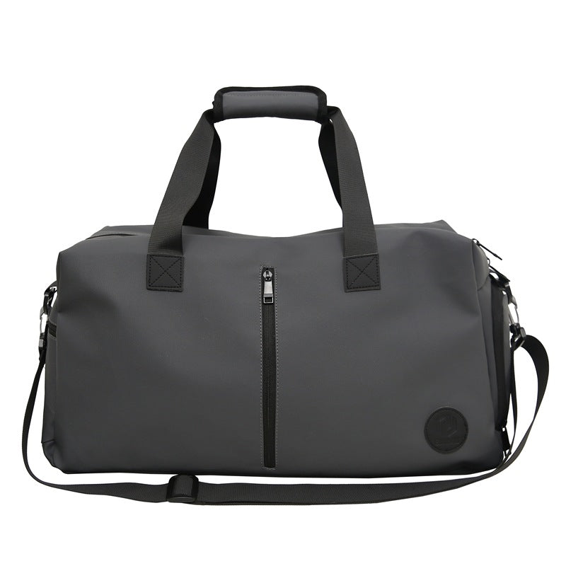 Sporty travel bag with water-repellent material and practical organizer compartments Bowlift