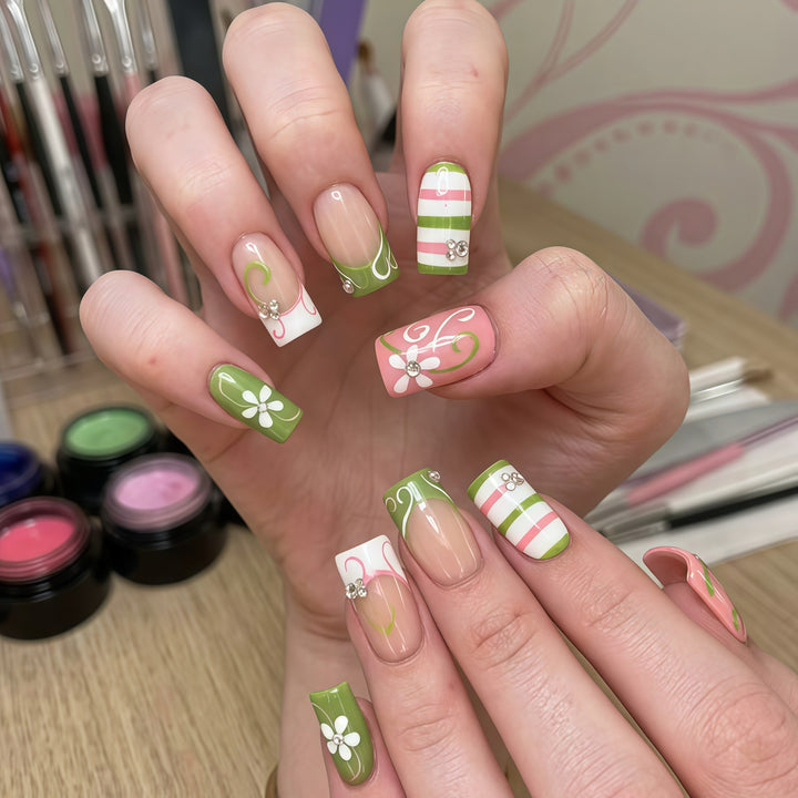3D Floral Art Press-On Nail Set Bowlift