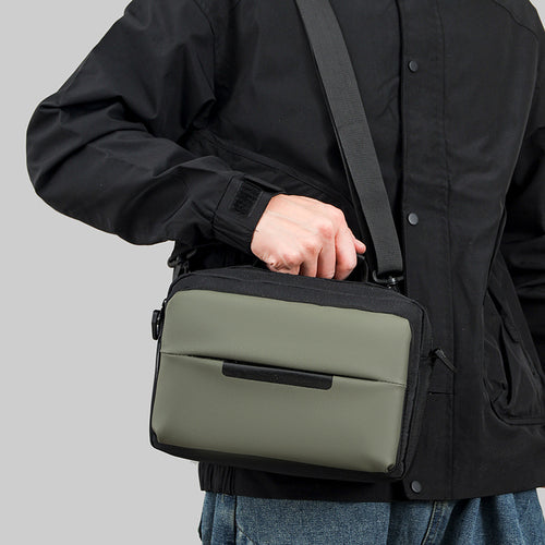 Sleek Professional Document Bag Bowlift