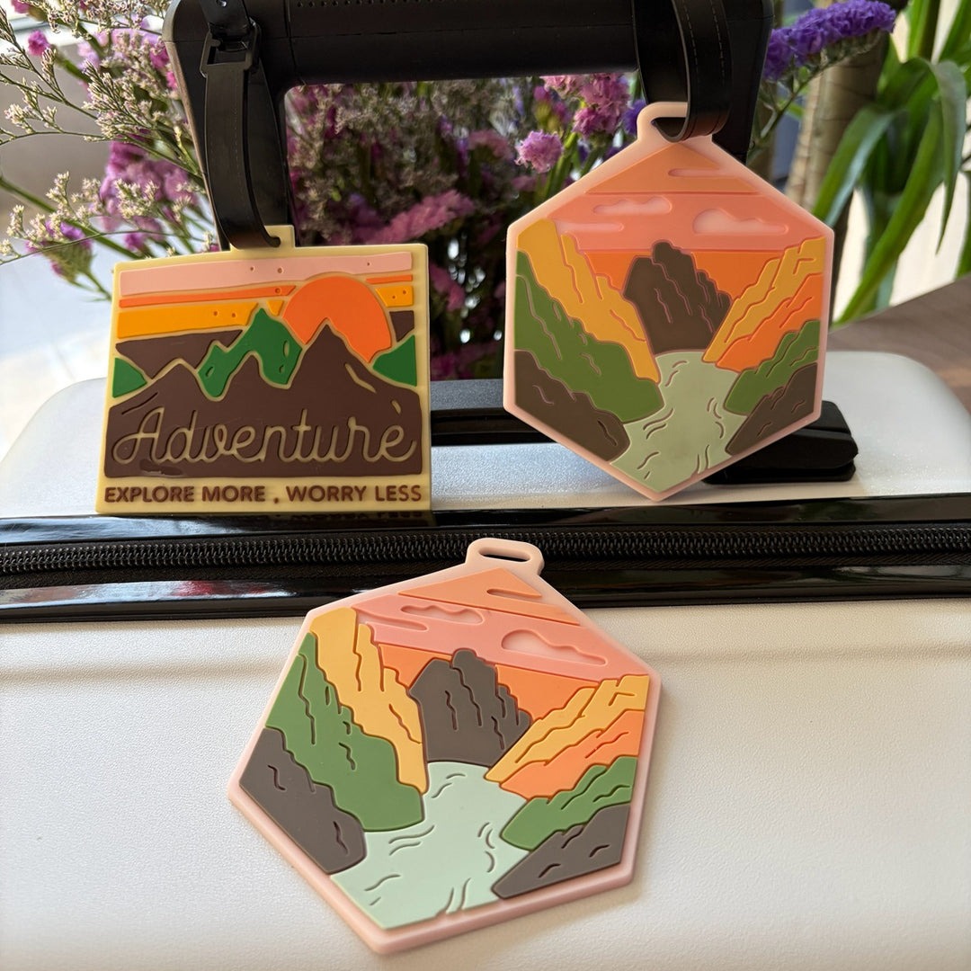 Adventure-Themed Silicone Luggage Tag Bowlift