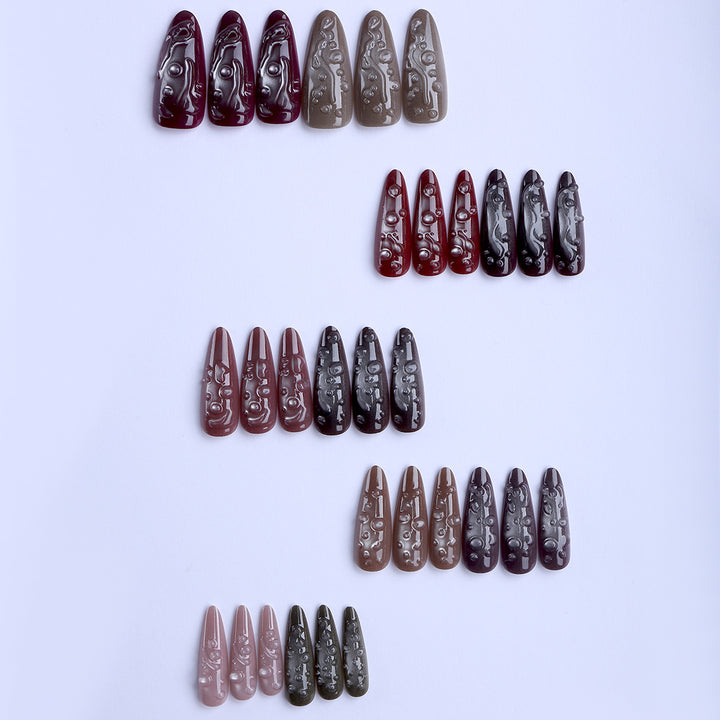Artificial nails with trendy waterfall effect Bowlift