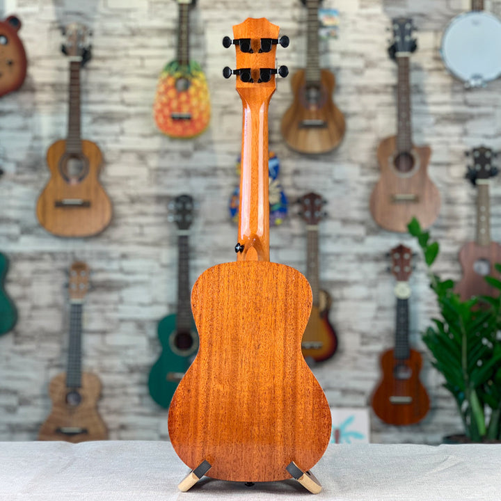 23-Inch Travel Ukulele Bowlift