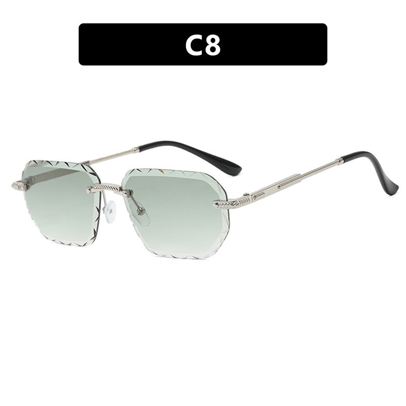 Women's geometric sunglasses with mirrored lenses and sturdy frame Bowlift