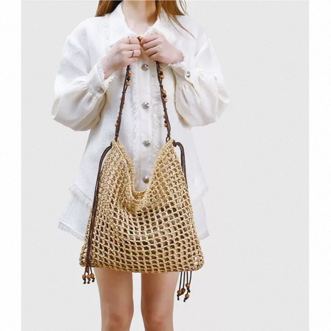 Handmade knitted bag Bowlift