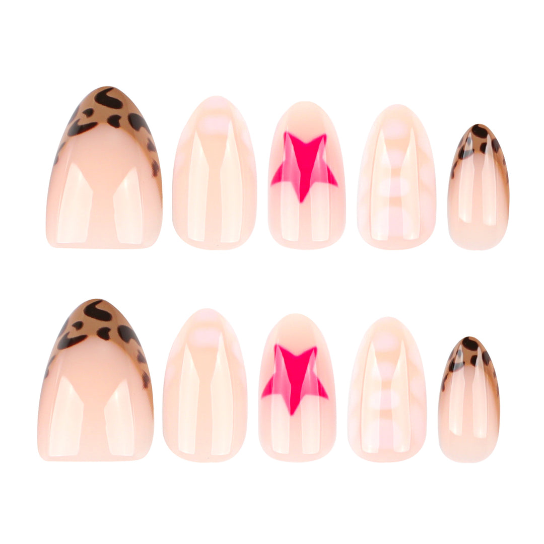Artful nail art with cute motifs and glitter accents Bowlift