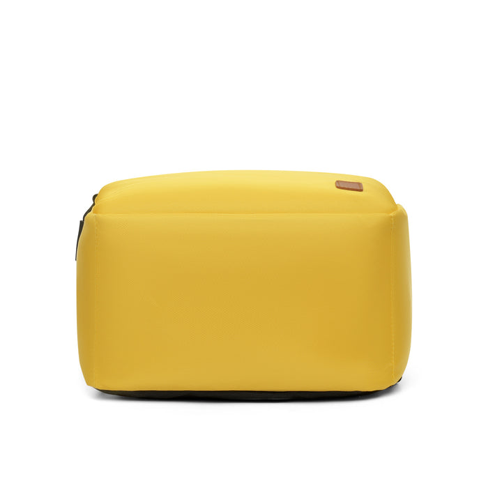 Backpack with Spacious Main Compartment Bowlift