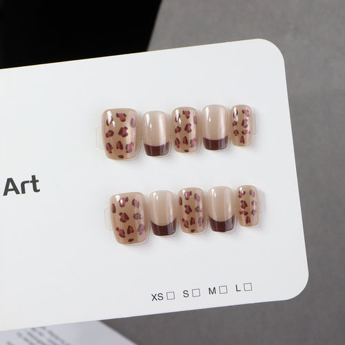 Animal Print Press-On Nail Set Bowlift