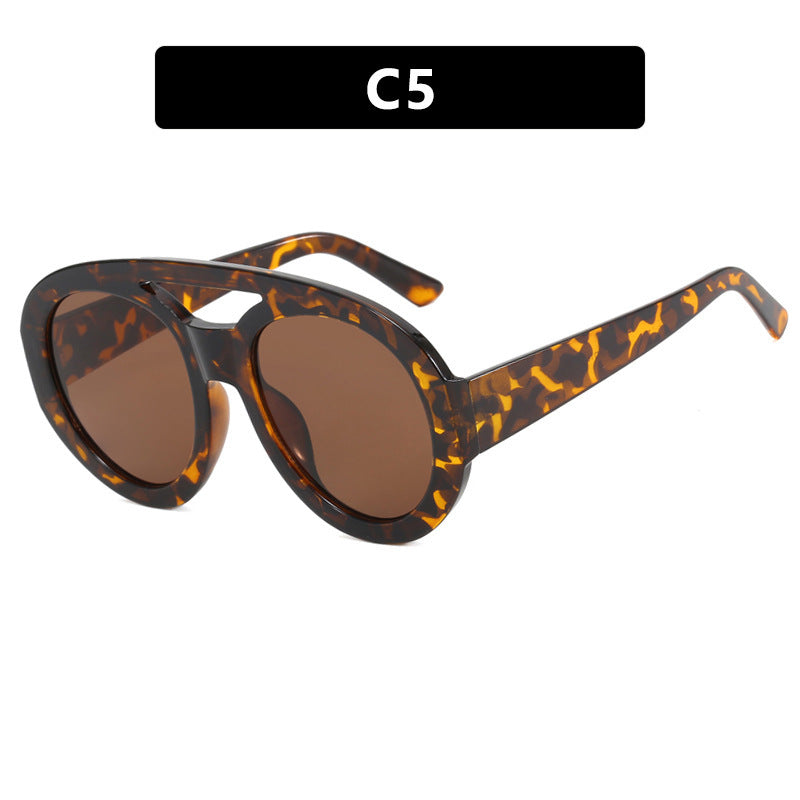 Ladies elegant sunglasses with fashionable design Bowlift
