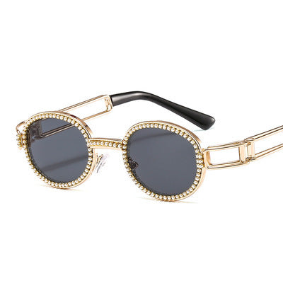 Women's feminine designer sunglasses with extravagant frame Bowlift