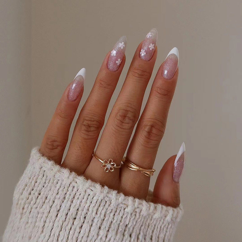 Artful Nail Art in Modern Ombre Design Bowlift