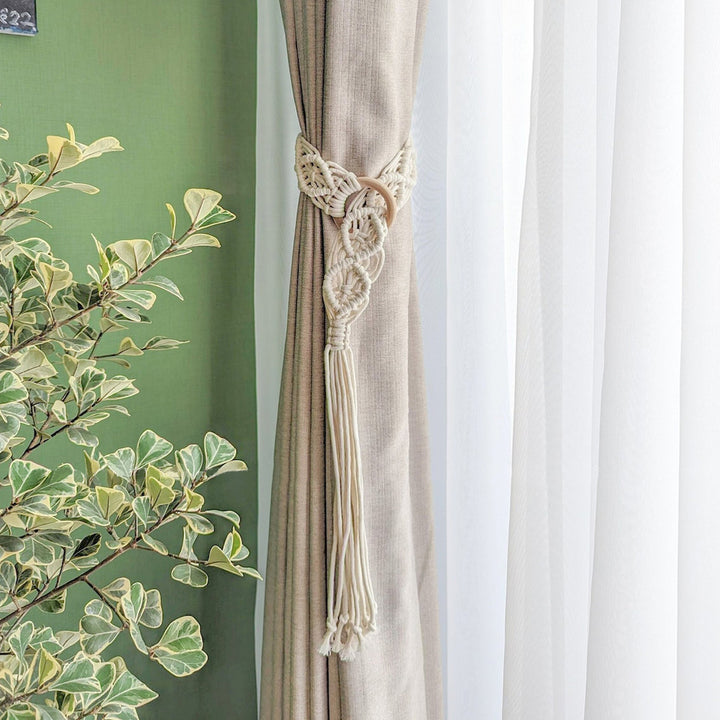 Macrame Curtain Tieback with Wooden Ring Bowlift