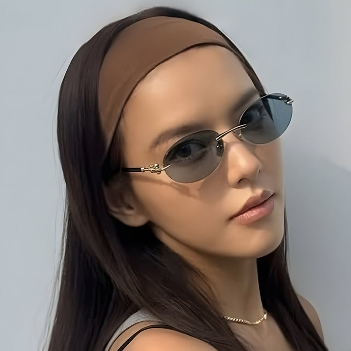 Women oval sunglasses with luxurious metal frame and mirrored lenses Bowlift