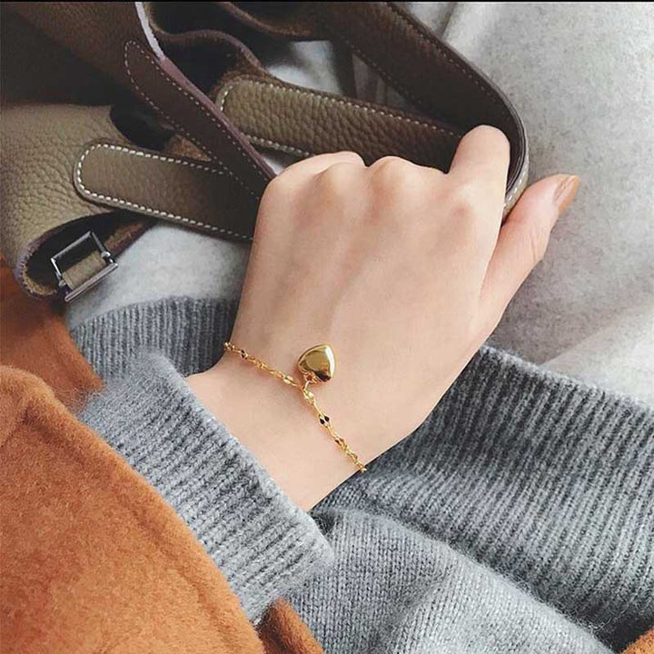 Heart-Shaped Charm Bracelet Bowlift