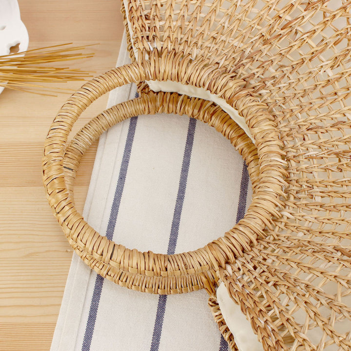 Basket bag with elegant round handle and handcrafted design Bowlift