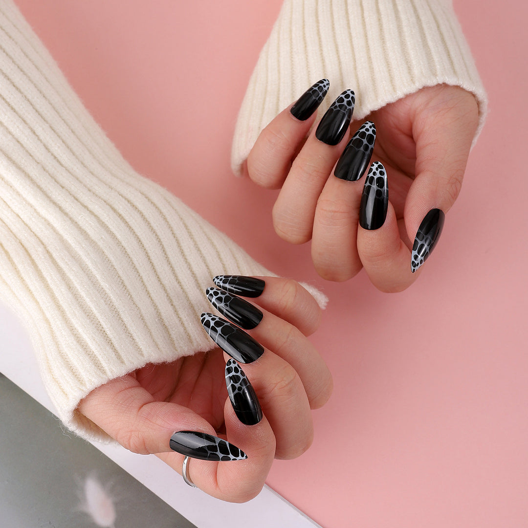 Glamorous nail art