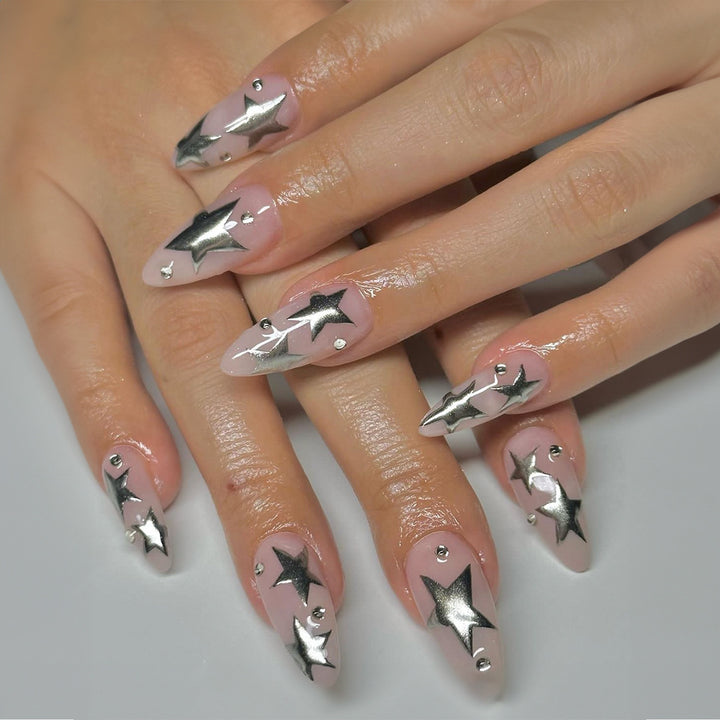 Acrylic nail set with glamorous star accents Bowlift