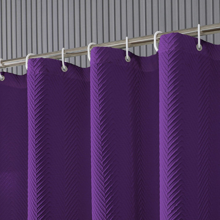 Textured Leaf Pattern Shower Curtain Bowlift