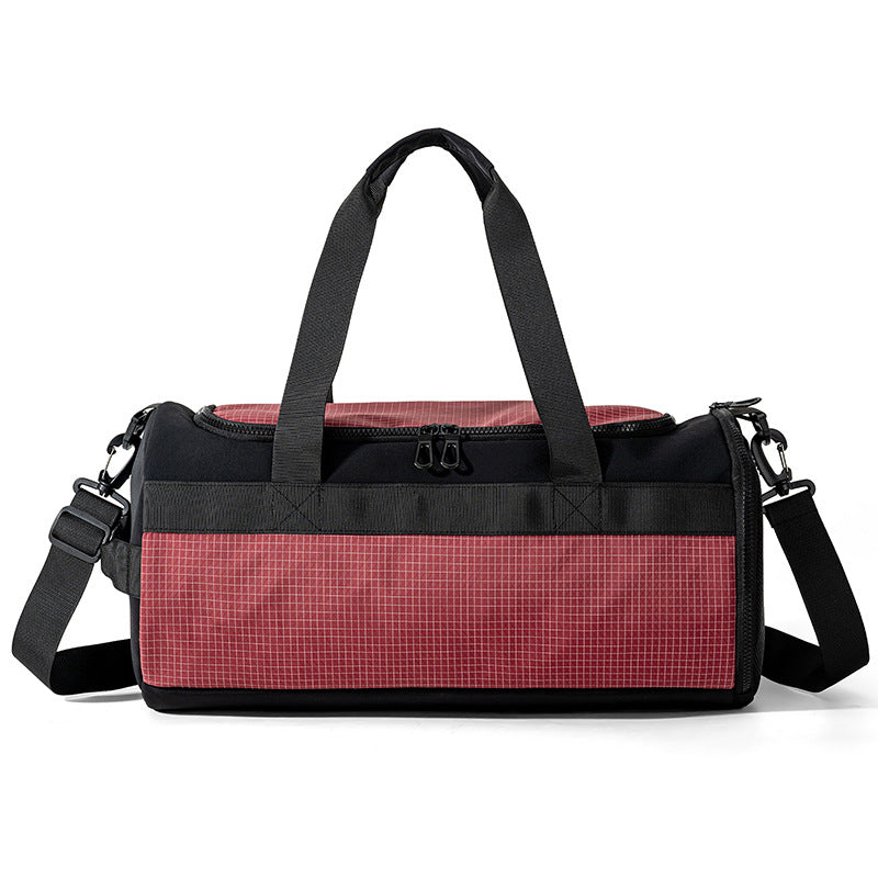 Practical sports and travel bag with ergonomic details Bowlift